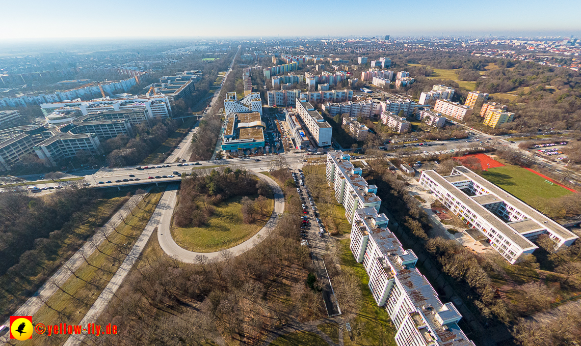 15.02.2023 - Plettzentrum mit Montessori Schule in Neuperlach